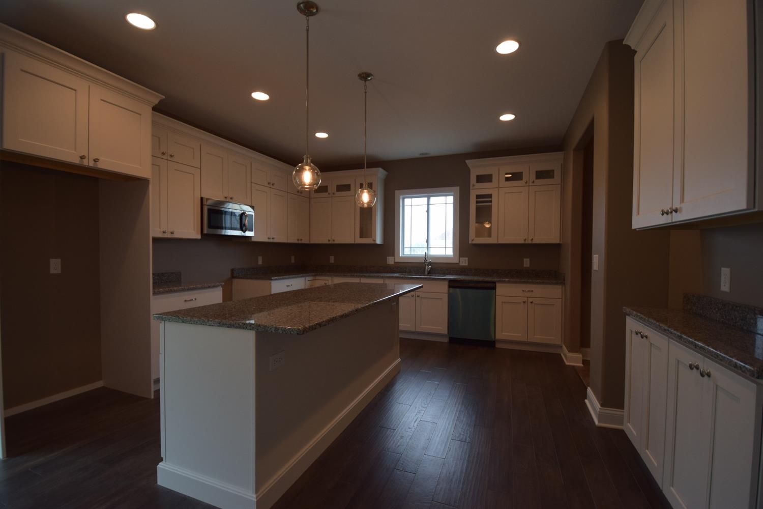 2122Pradera Trl, Chesterton, IN 46304
