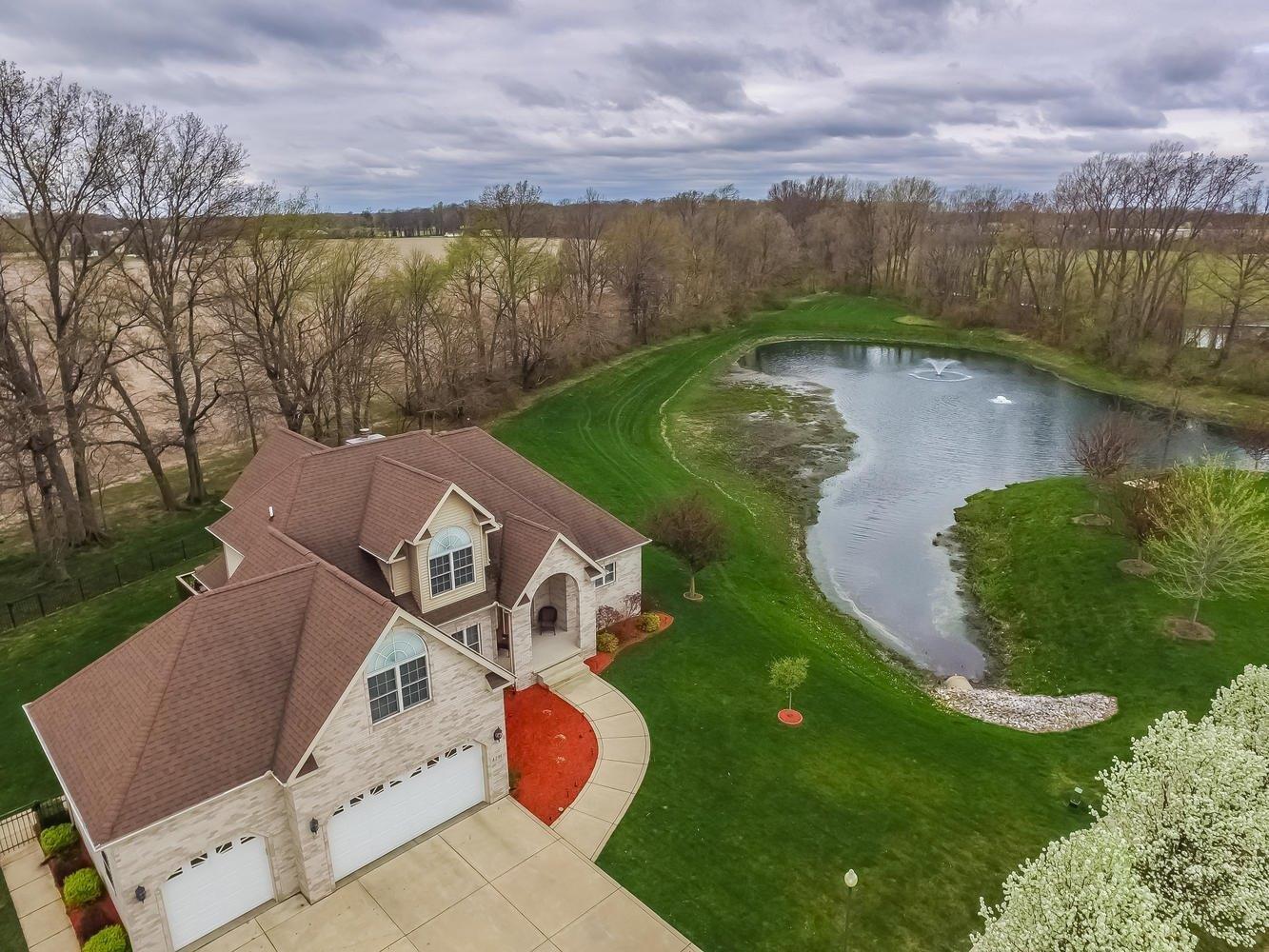 4291 Westwood Lane, Chesterton, IN 46304