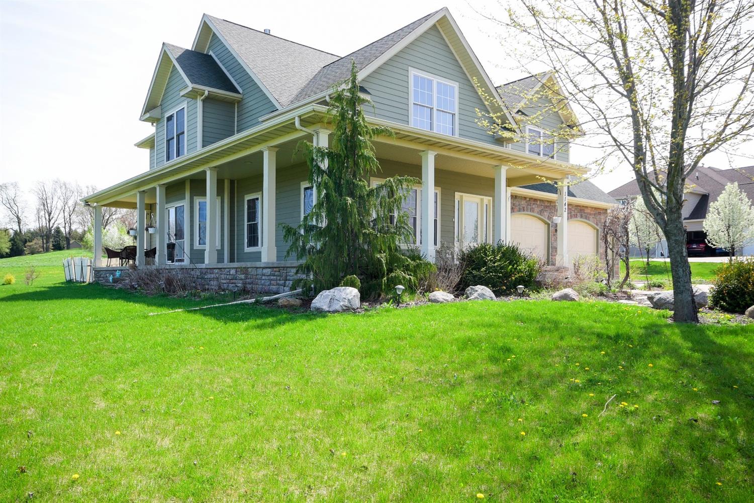 1142 North 325 East, Chesterton, IN 46304