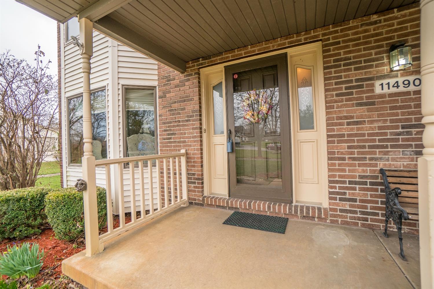 11490Baker St, Crown Point, IN 46307