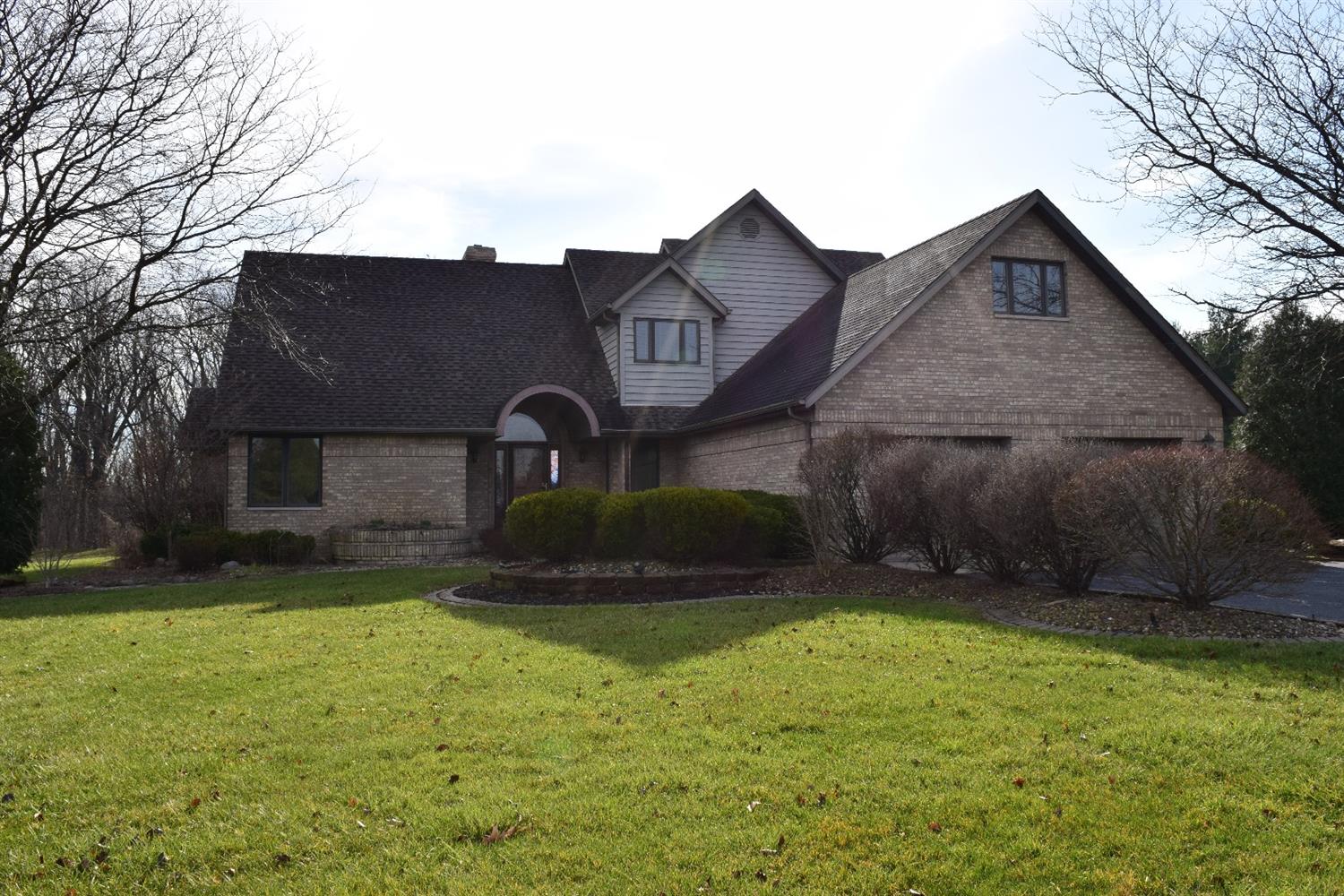 11541Lakewood St, Crown Point, IN 46307