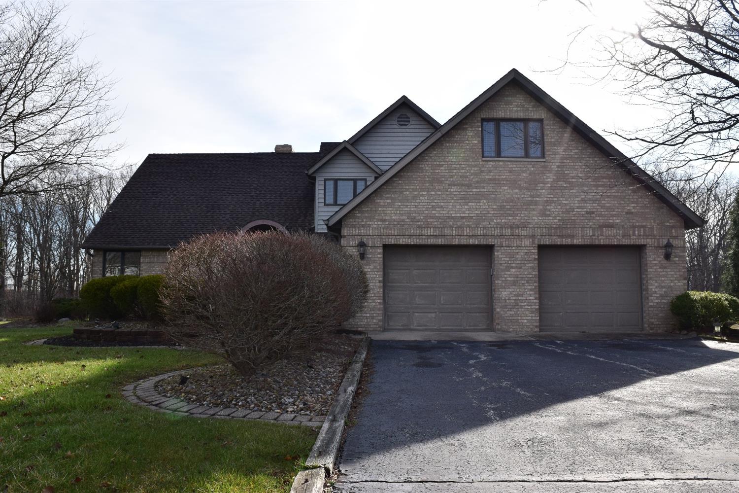 11541Lakewood St, Crown Point, IN 46307