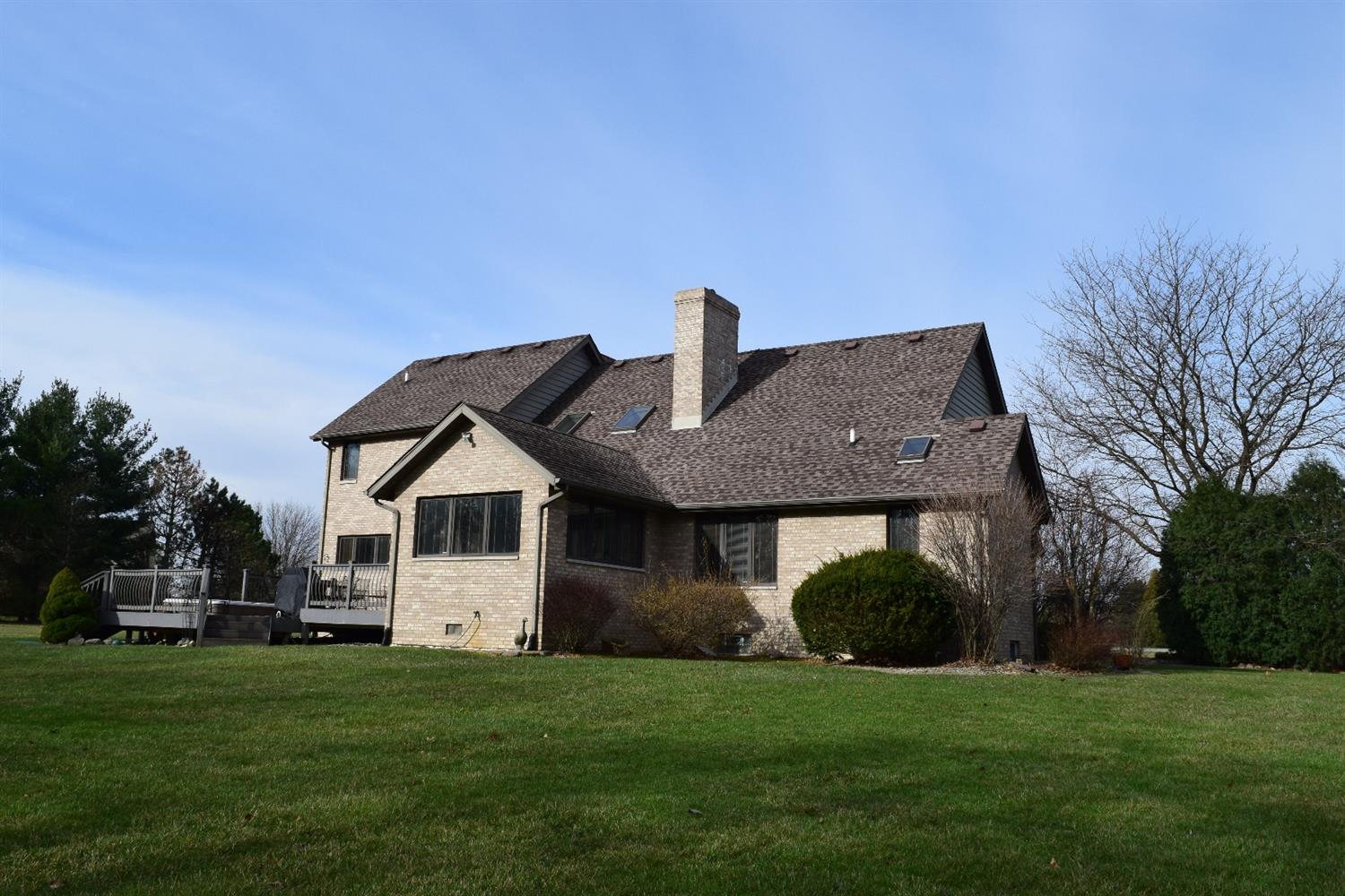 11541Lakewood St, Crown Point, IN 46307