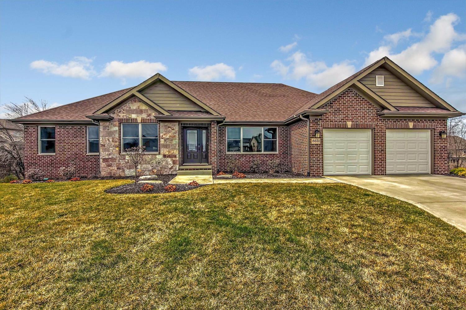 8651Superior Ct, Crown Point, IN 46307