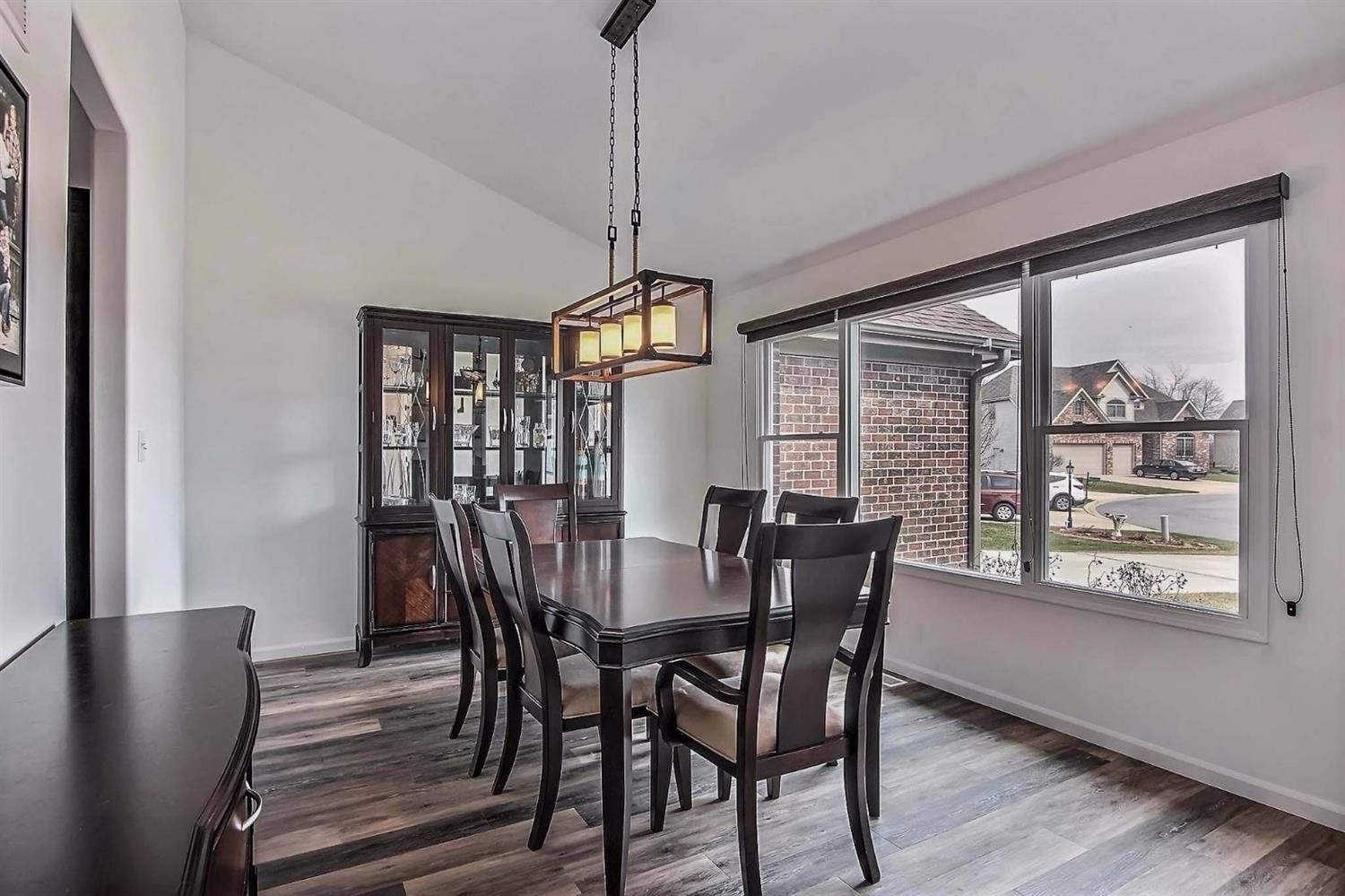 8651Superior Ct, Crown Point, IN 46307