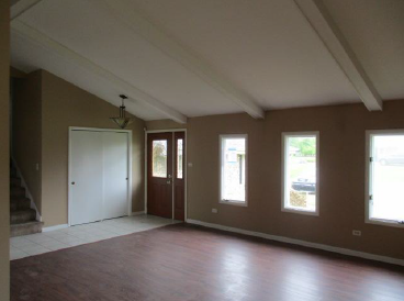 8807 Mathews StCrown Point, IN, 46307Lake County