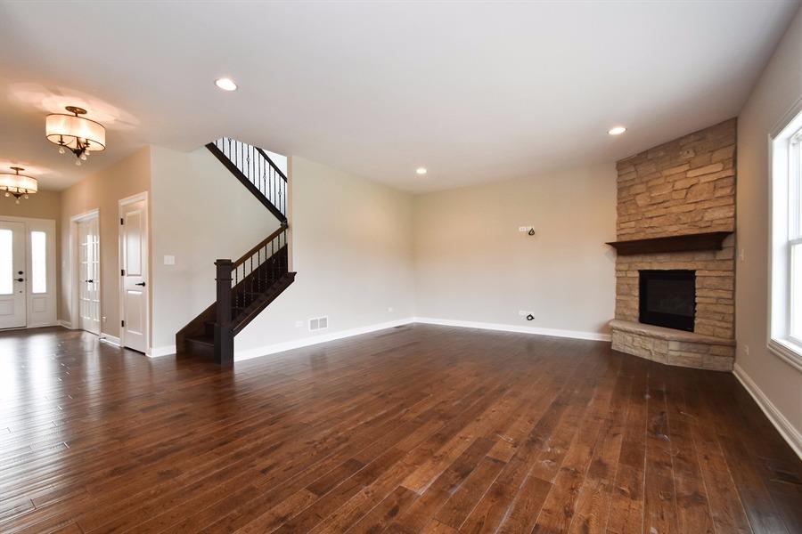 1026 Oak Grove Court, Crown Point, IN 46307