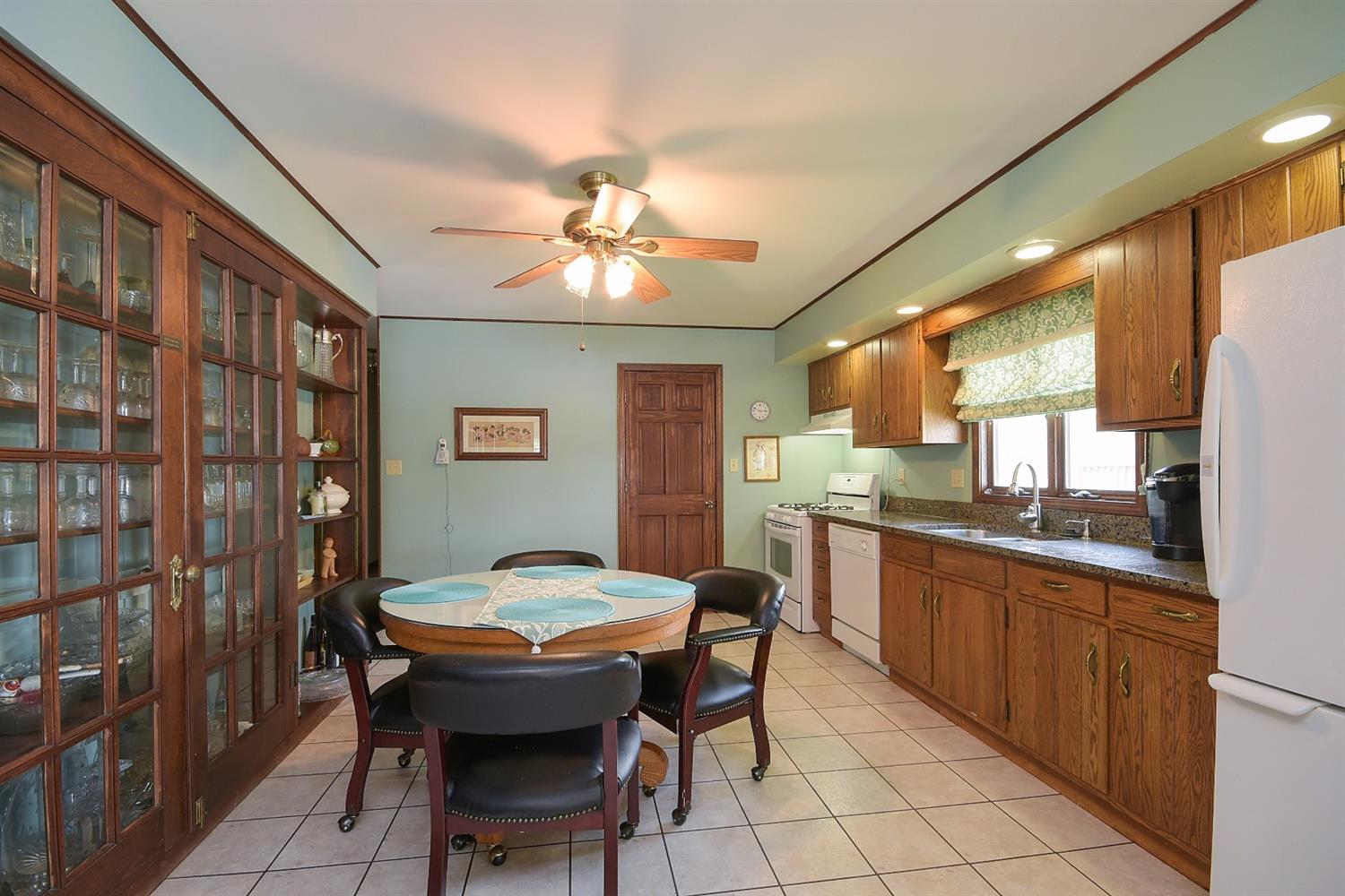 3933 South Lakeshore Drive, Crown Point, IN 46307