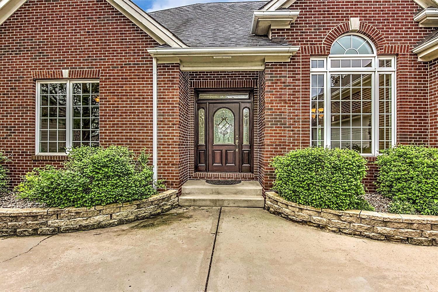 10710 Erie Drive, Crown Point, IN 46307