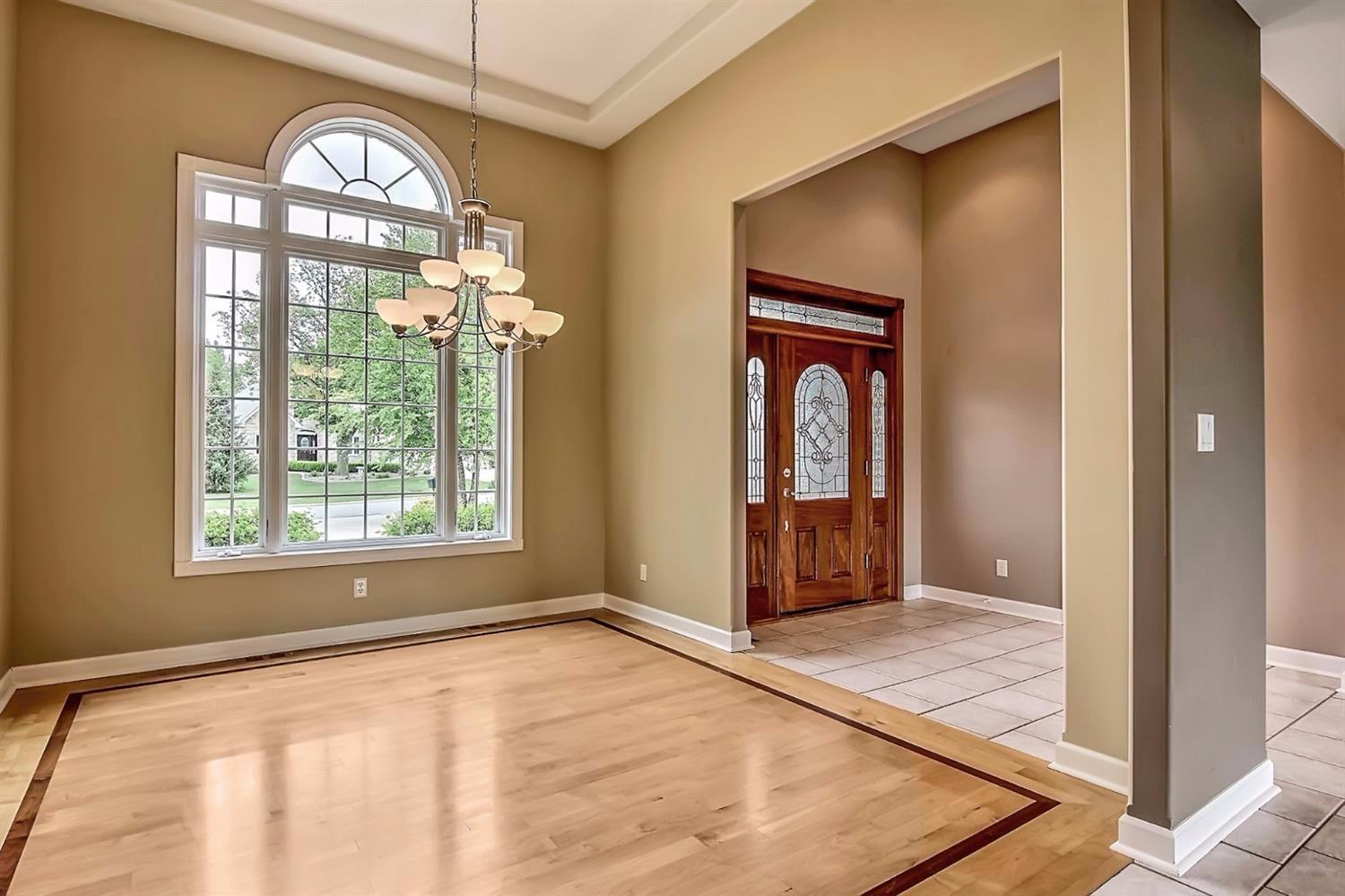 10710 Erie Drive, Crown Point, IN 46307