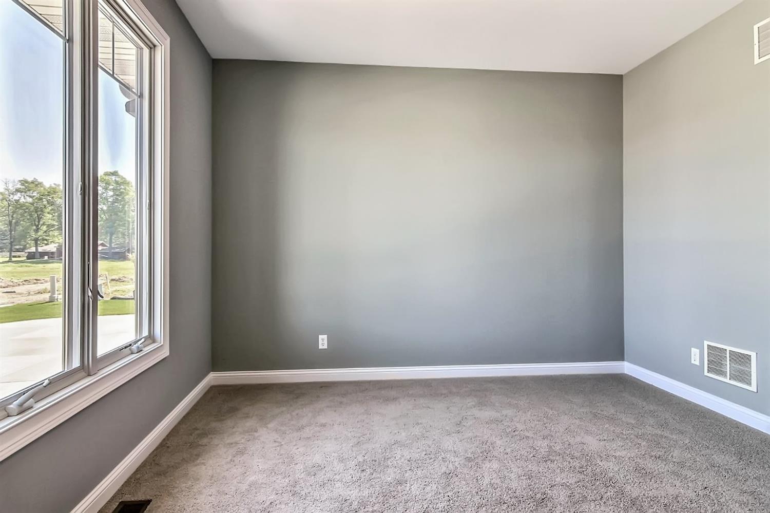 785 Copper Creek Drive, Crown Point, IN 46307