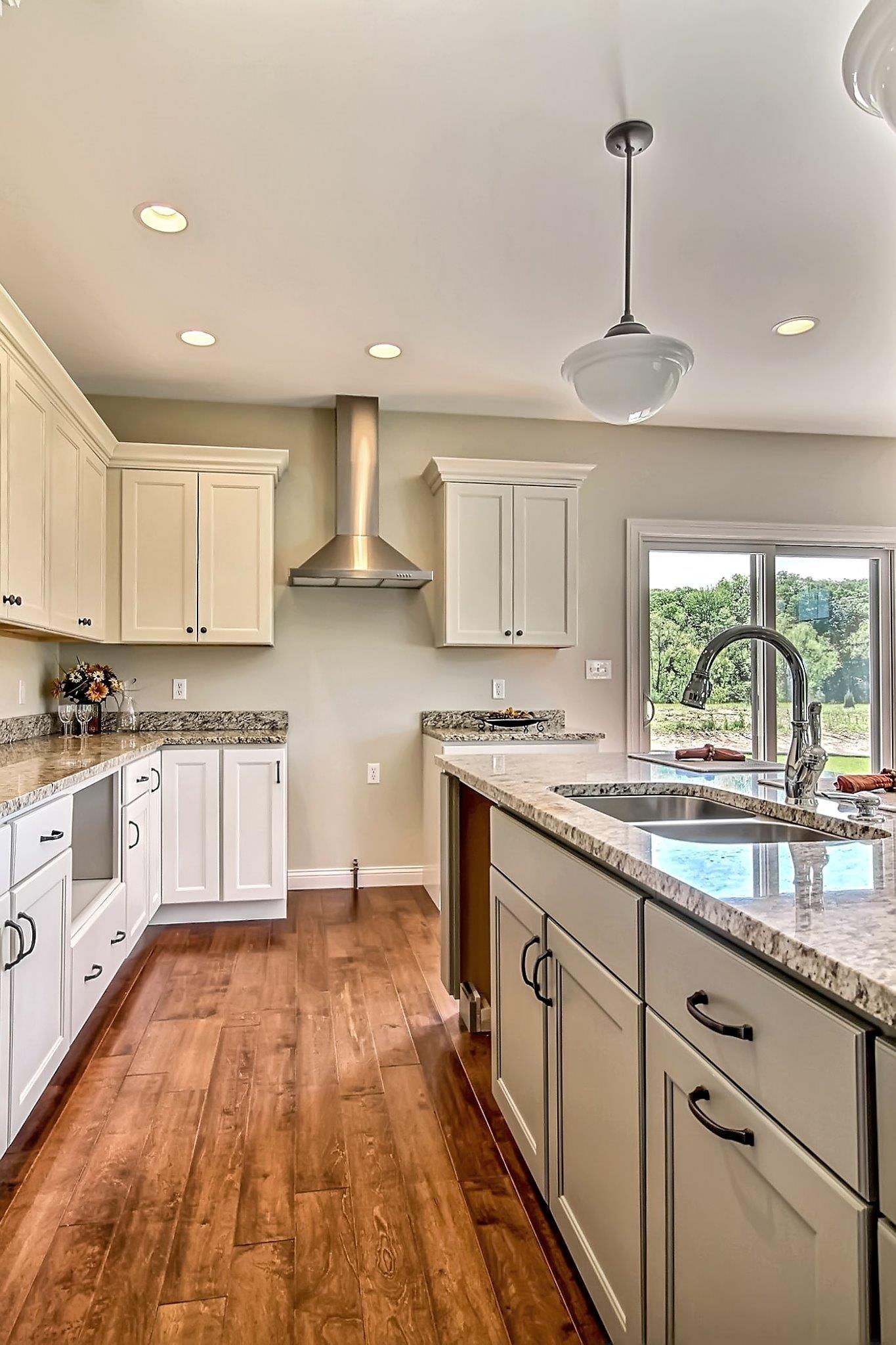785 Copper Creek Drive, Crown Point, IN 46307