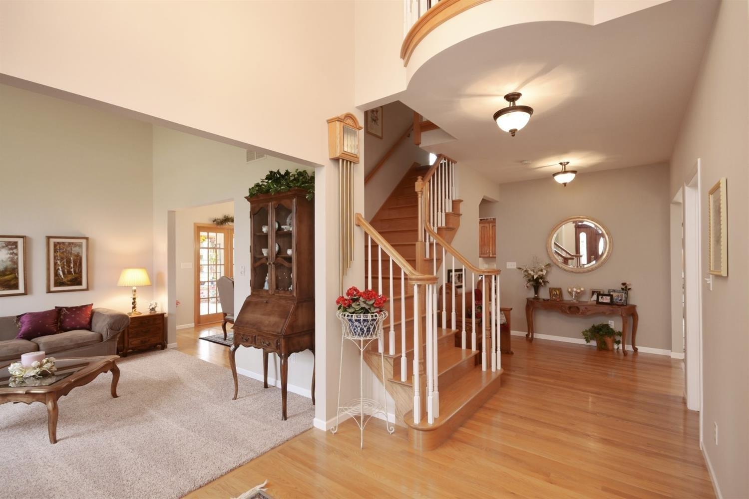 12478 South Williams Court, Crown Point, IN 46307
