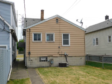 4927 White Oak AveEast Chicago, IN, 46312Lake County