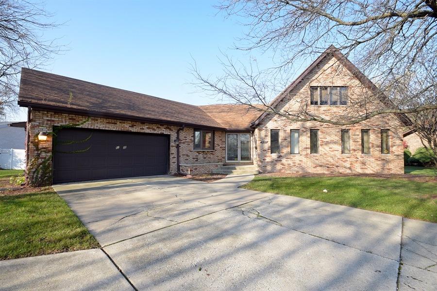 9148 Marigold Lane, Munster, IN 46321