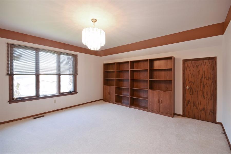 9148 Marigold Lane, Munster, IN 46321