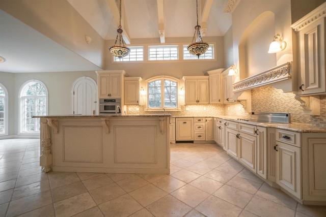 8647 Bakker Court, Munster, IN 46321