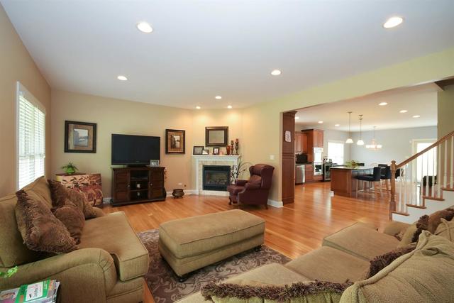 7843 Hohman Avenue, Munster, IN 46321