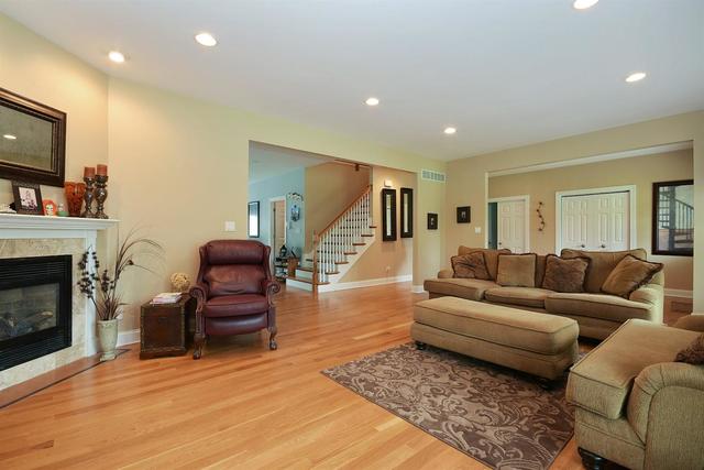 7843 Hohman Avenue, Munster, IN 46321