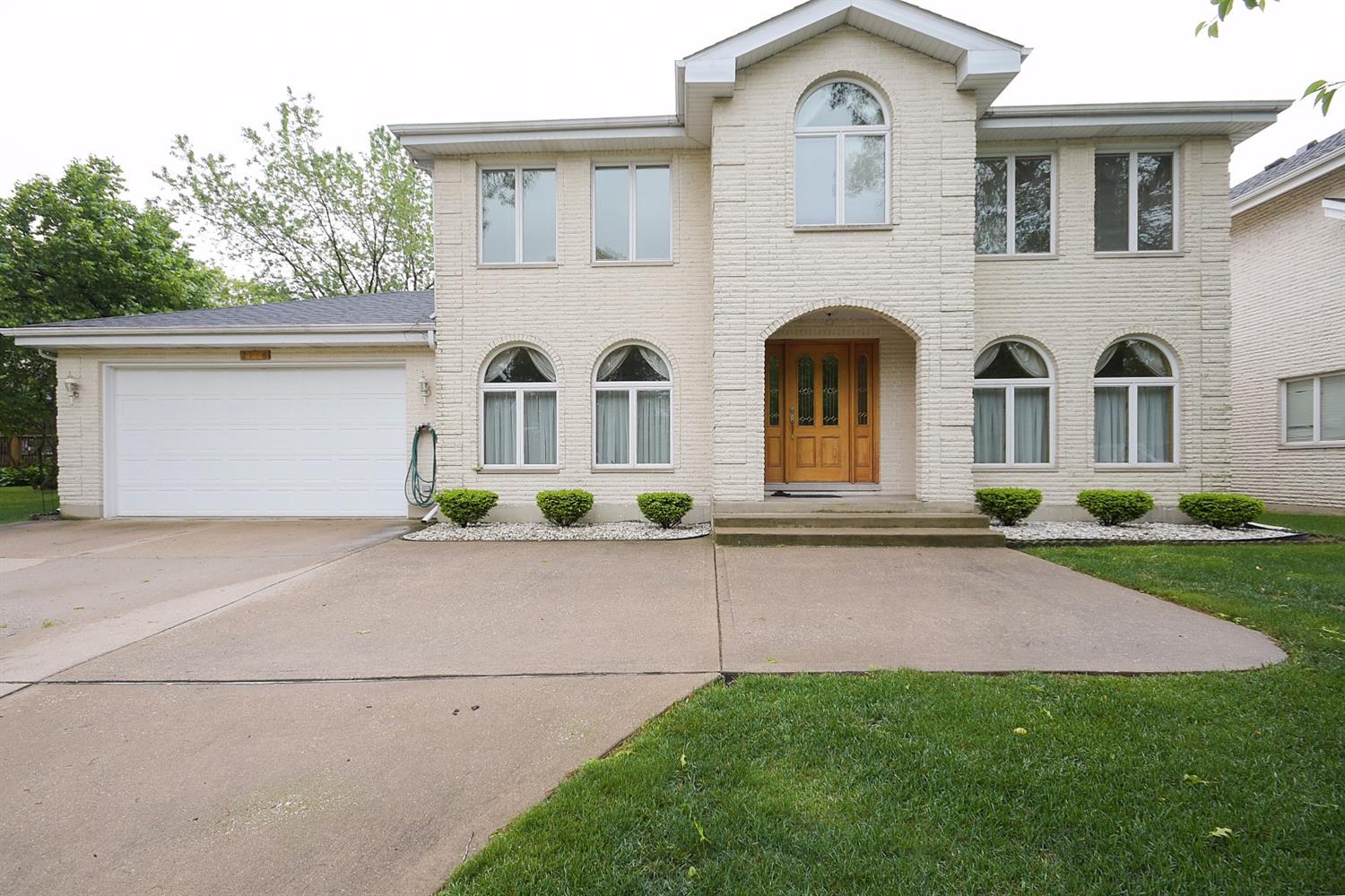 2116 Ridge Road, Highland, IN 46322