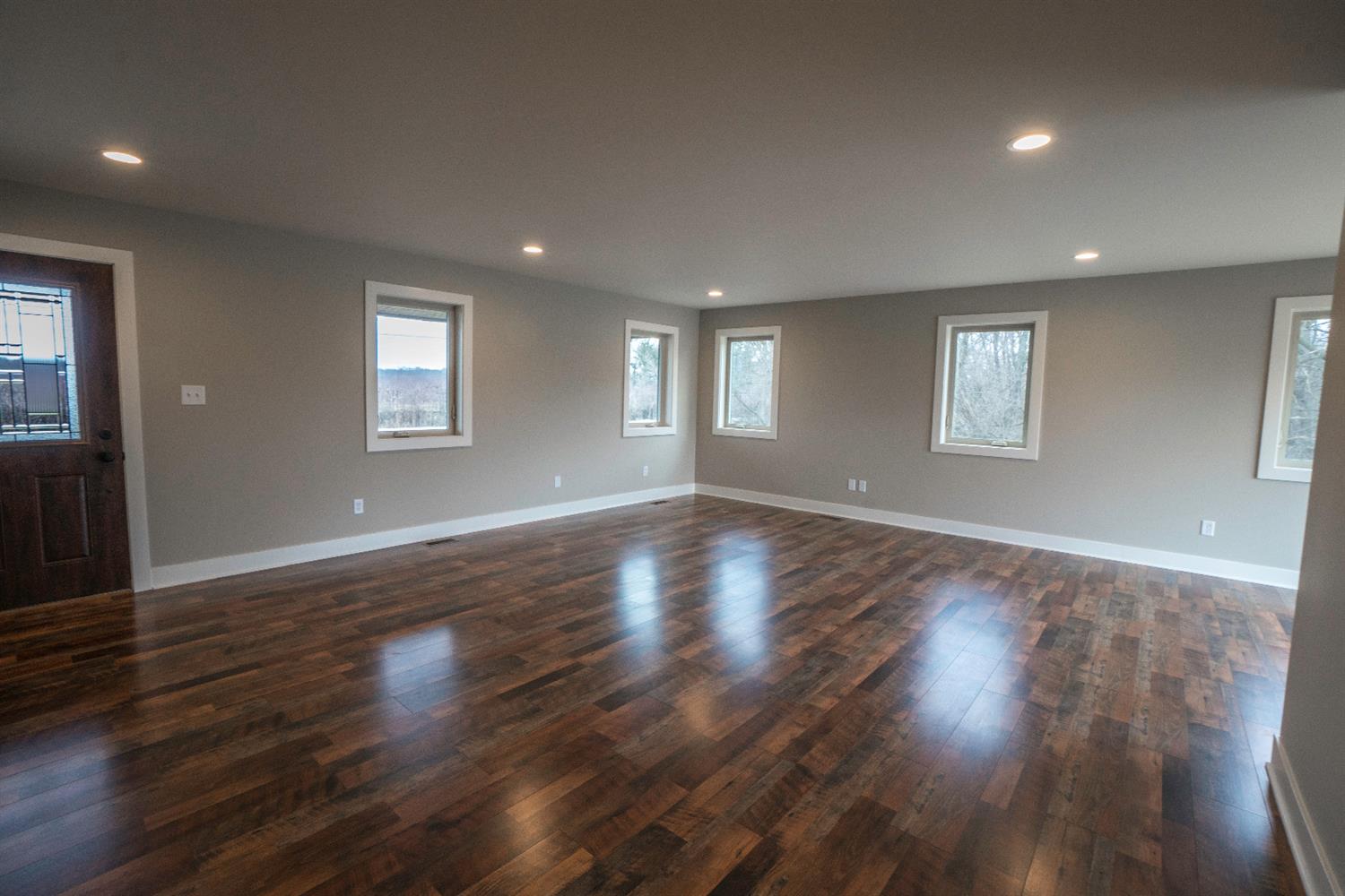 410 Wayne Street, Hobart, IN 46342