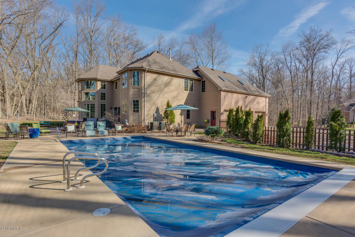 5414 N Campbell, La Porte, IN 46350