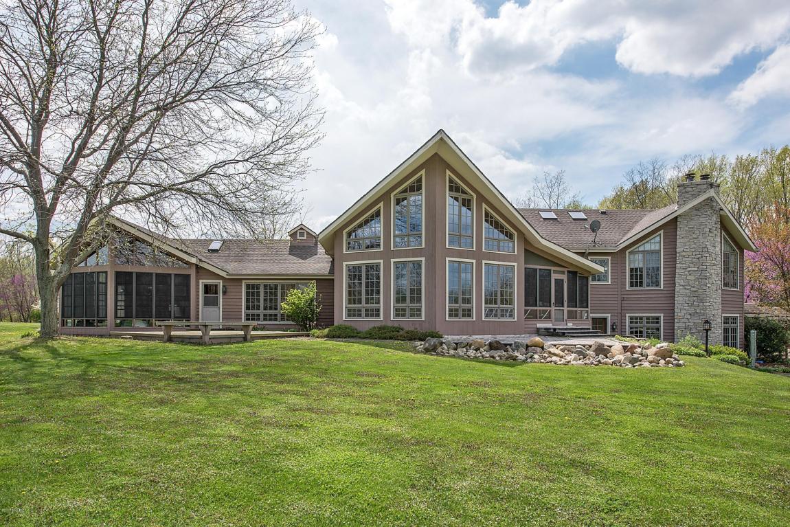 1901 E 900 North, La Porte, IN 46350