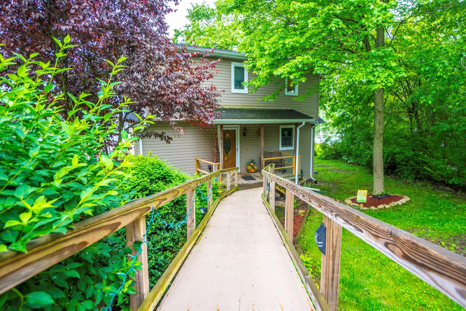 1019 North Lakeview Drive, Lowell, IN 46356