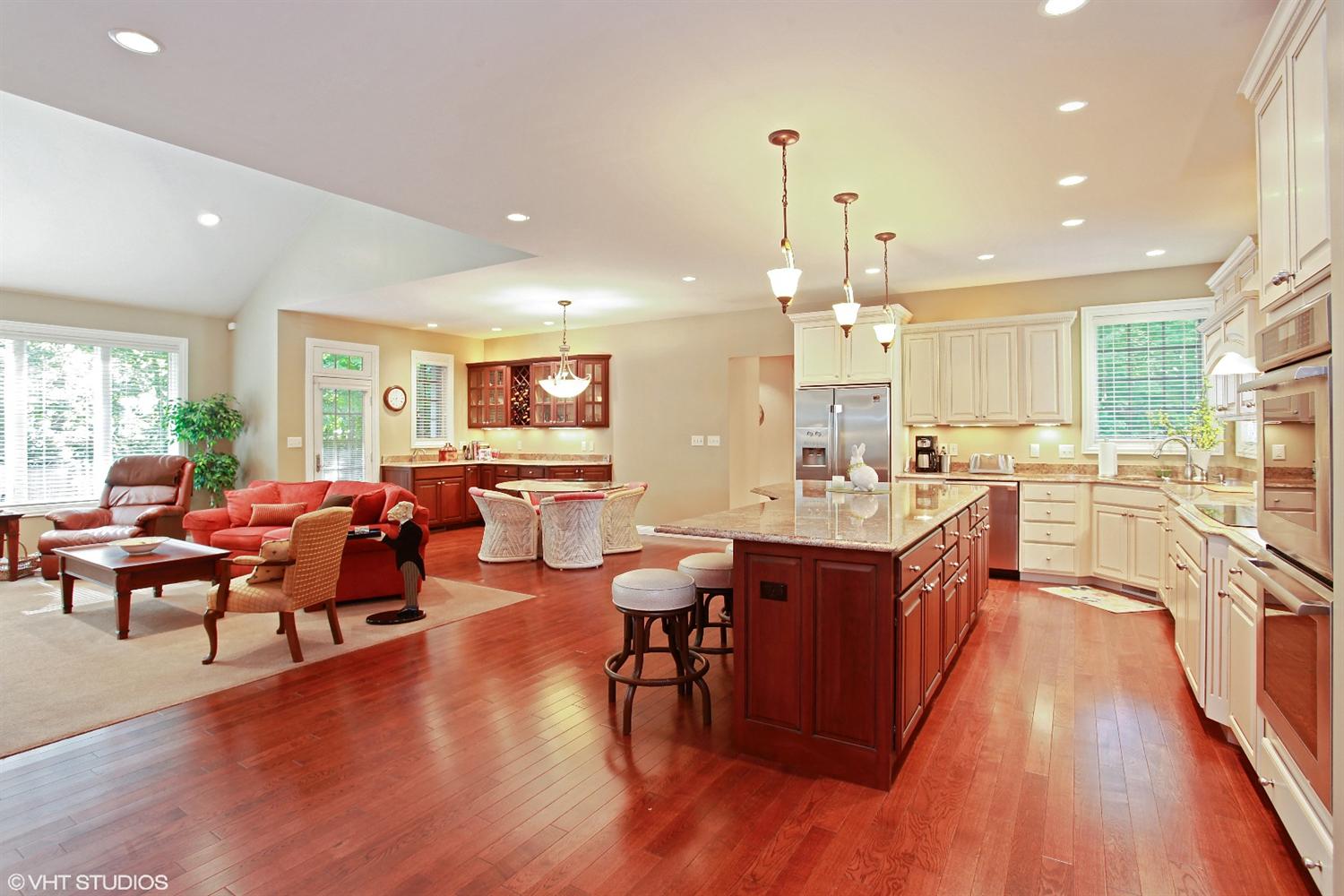 102 Woodside Drive, Michigan City, IN 46360