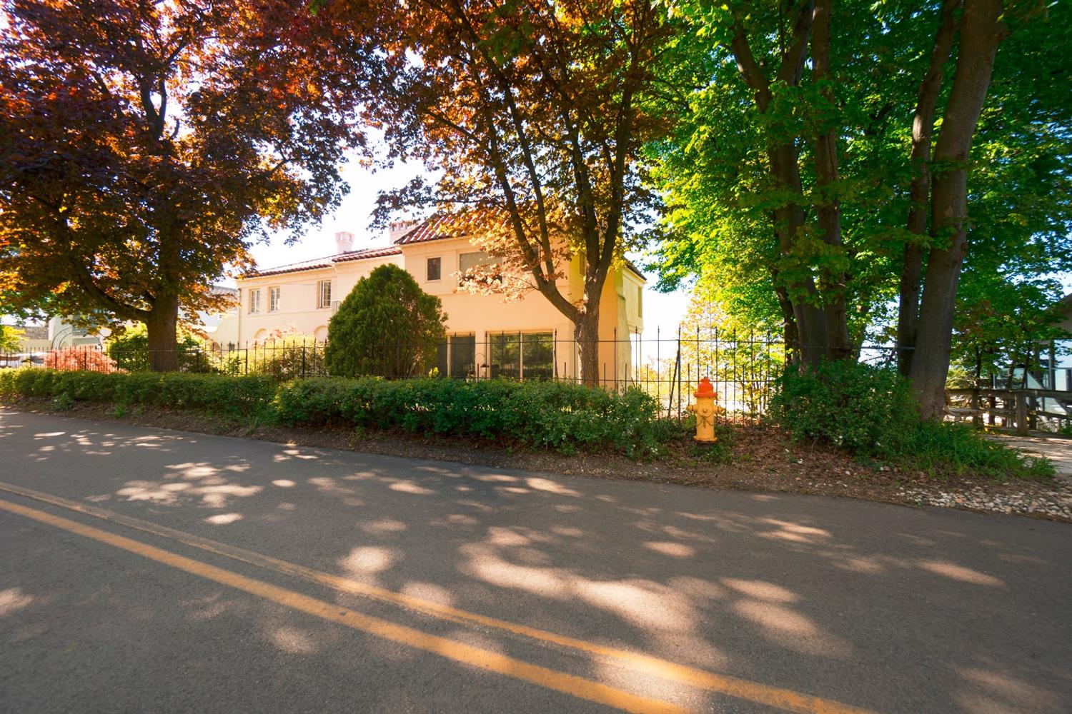 2968Lake Shore Dr, Long Beach, IN 46360