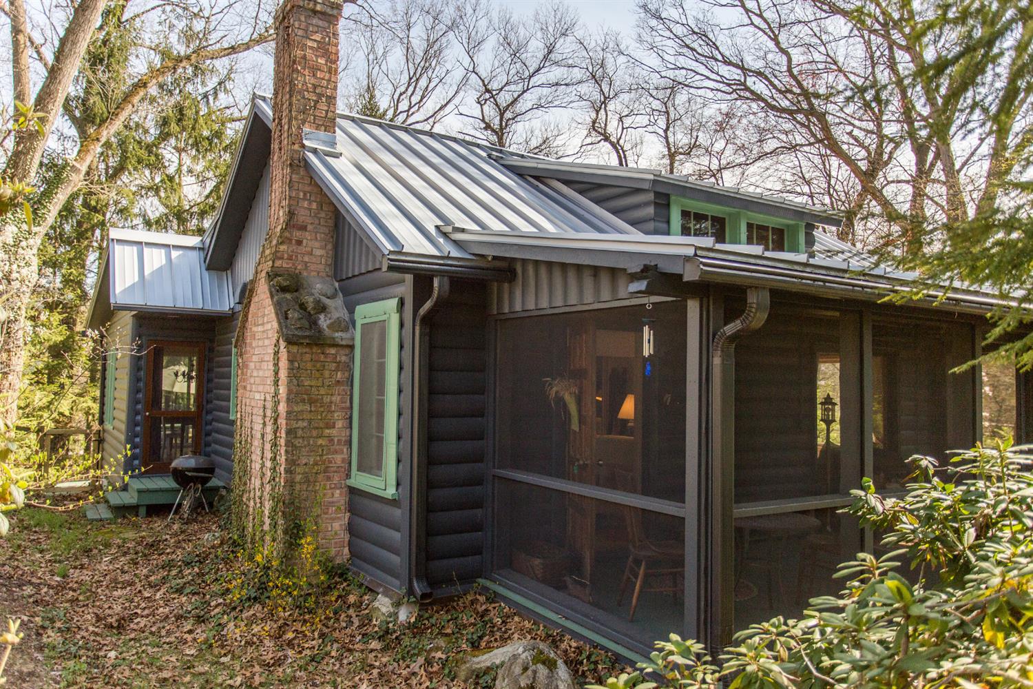 3925 Hiawatha Drive, Michiana Shores, IN 46360