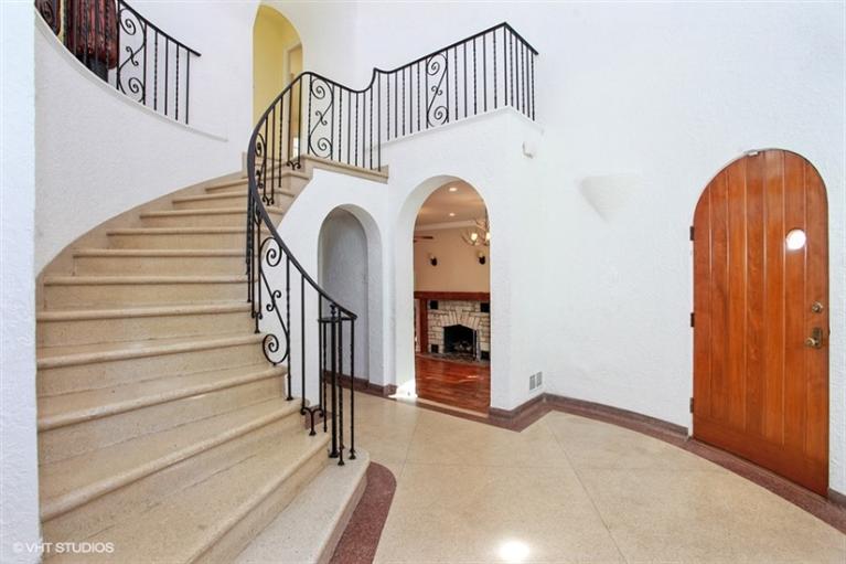 2700 Oriole Trail, Long Beach, IN 46360
