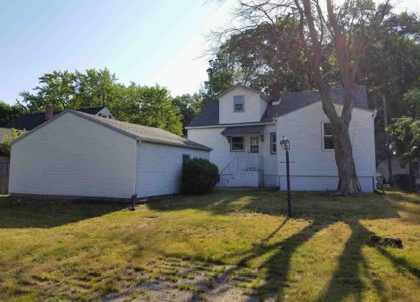 641 White Oak DrMichigan City, IN, 46360La Porte County