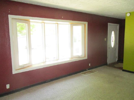 641 White Oak DrMichigan City, IN, 46360La Porte County