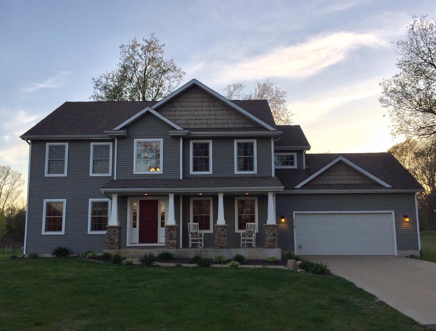 8576 North 300 E, Rolling Prairie, IN 46371