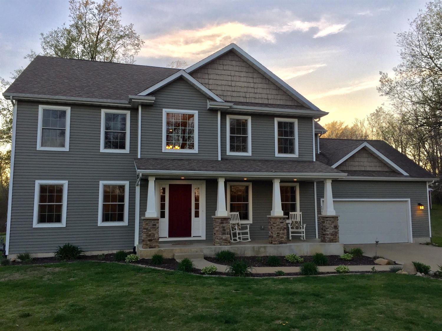 8576 North 300 E, Rolling Prairie, IN 46371