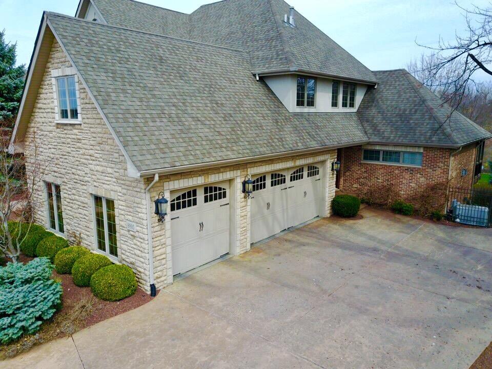 8895 Crooked Bend, St. John, IN 46373