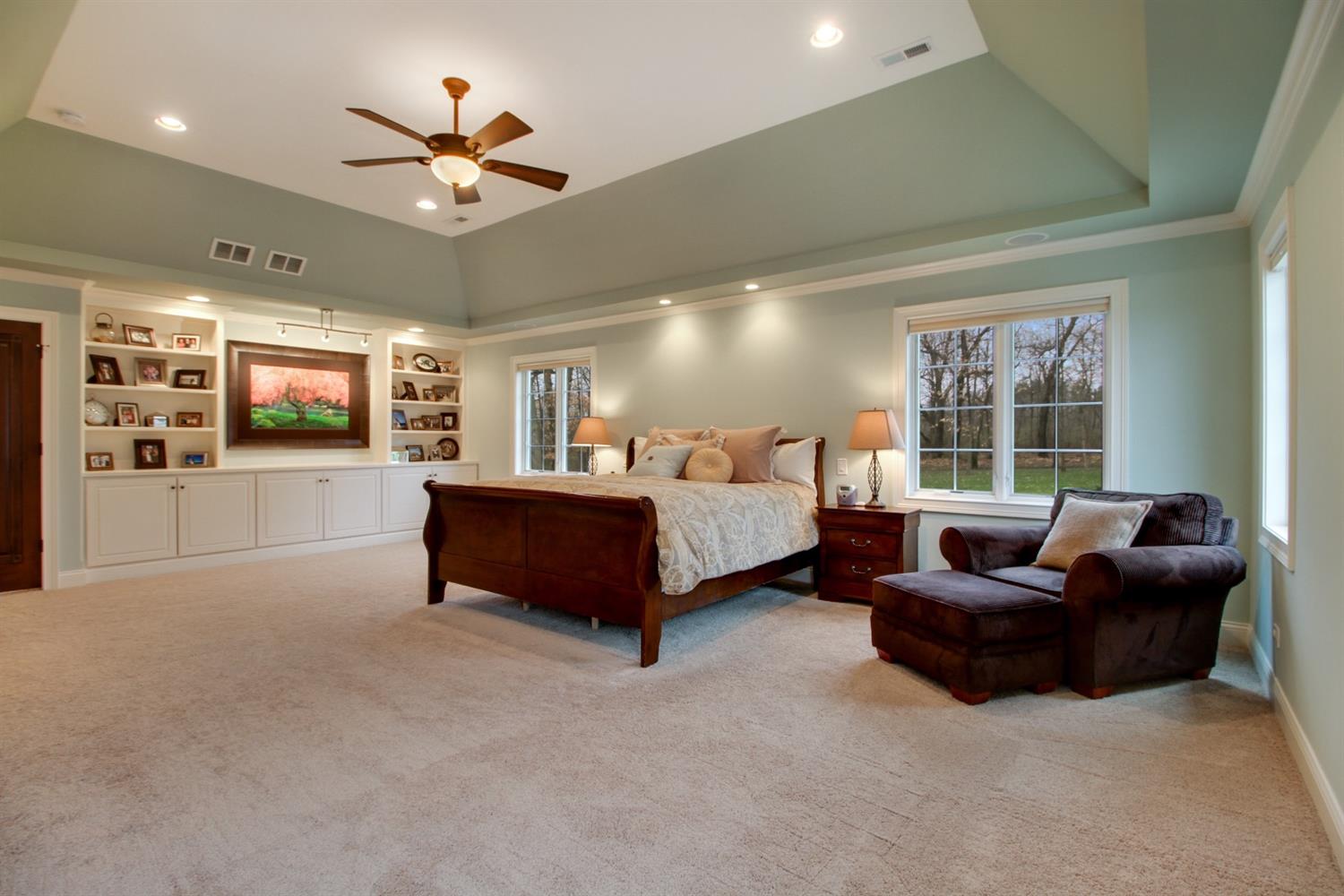 9114 Winding Trail, St. John, IN 46373