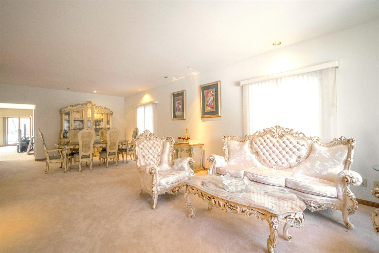 1237 Inverness Court, Schererville, IN 46375