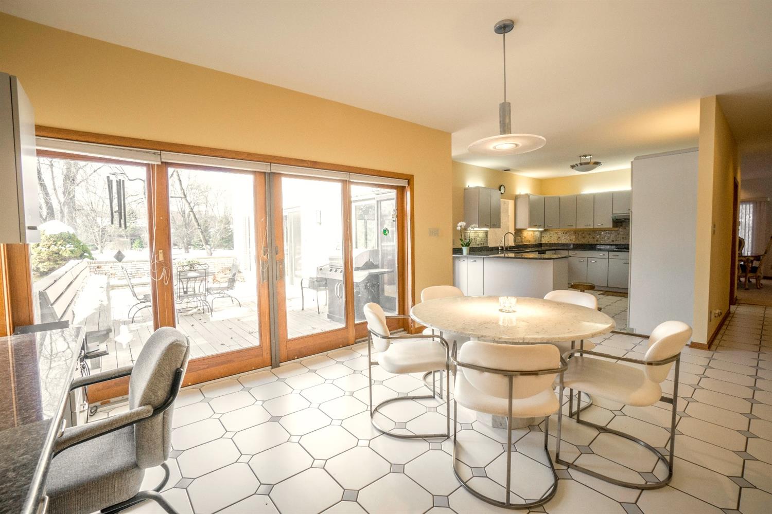 1237 Inverness Court, Schererville, IN 46375