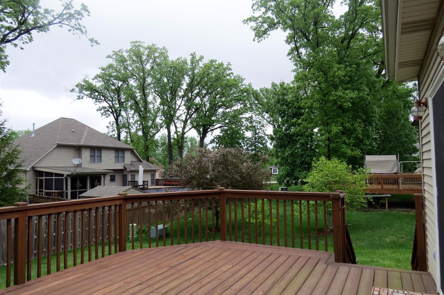 6924 73rd Avenue, Schererville, IN 46375