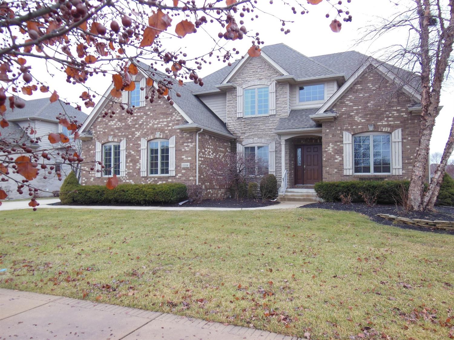1118 Stonebridge Drive, Schererville, IN 46375
