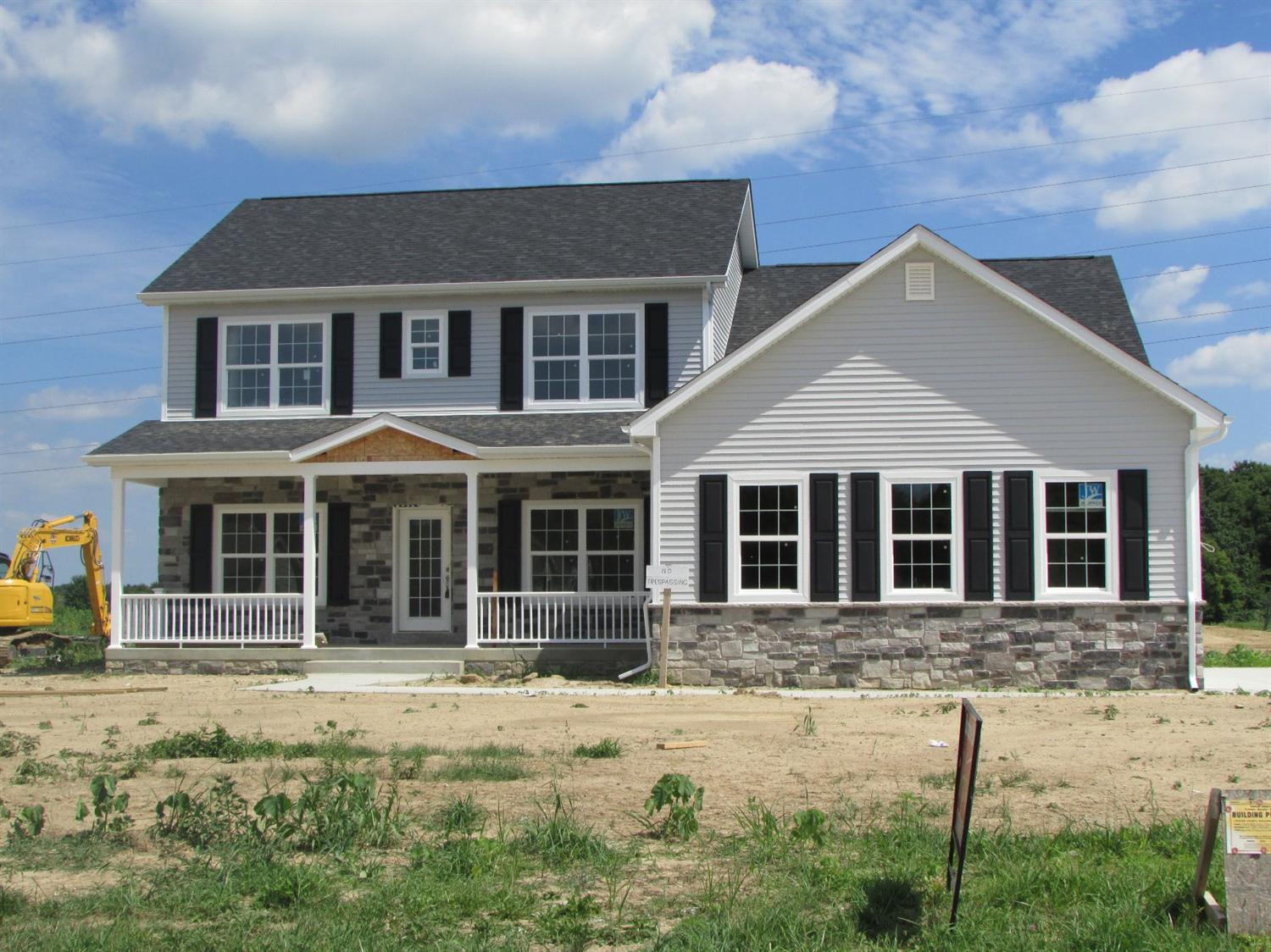 873 Whitestone Drive, Valparaiso, IN 46383