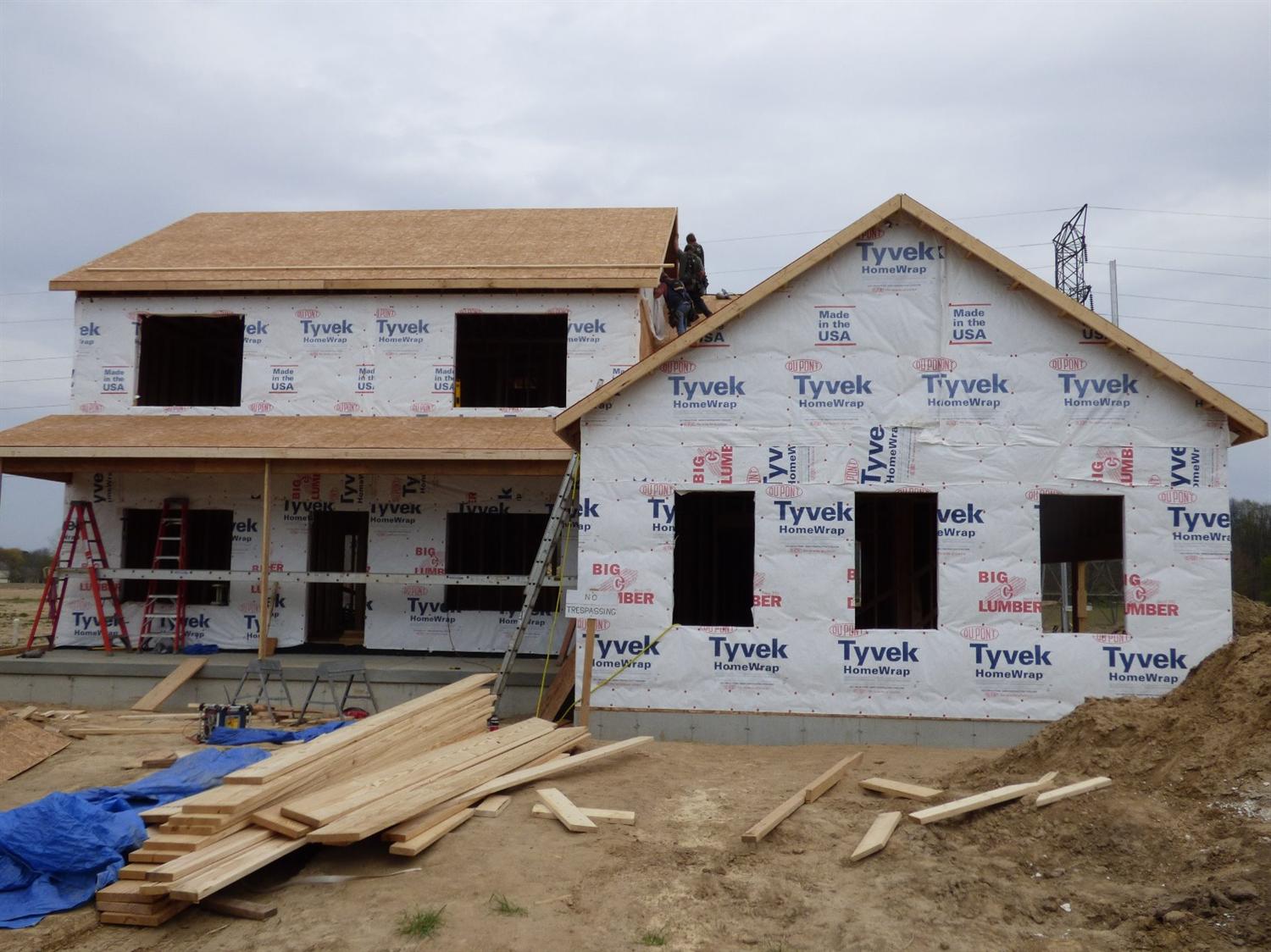 873 Whitestone Drive, Valparaiso, IN 46383