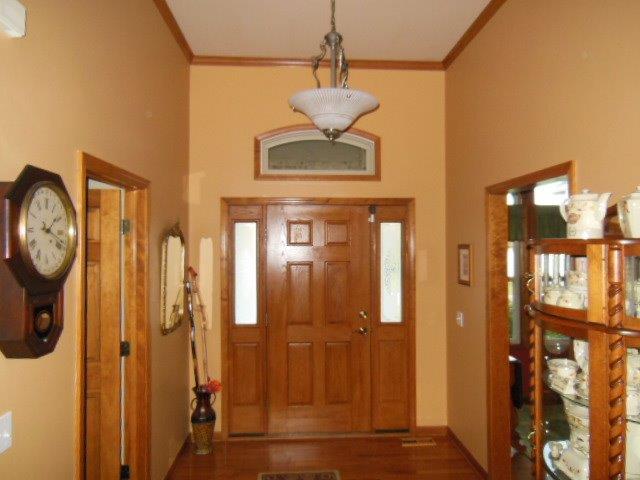 1206 Domke Drive, Valparaiso, IN 46383