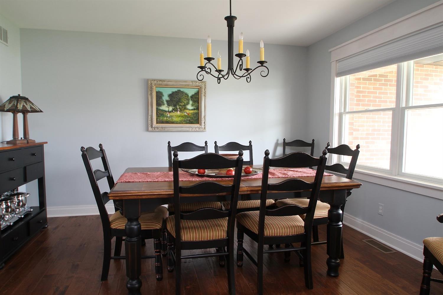 225 Shorewood Drive, Valparaiso, IN 46385