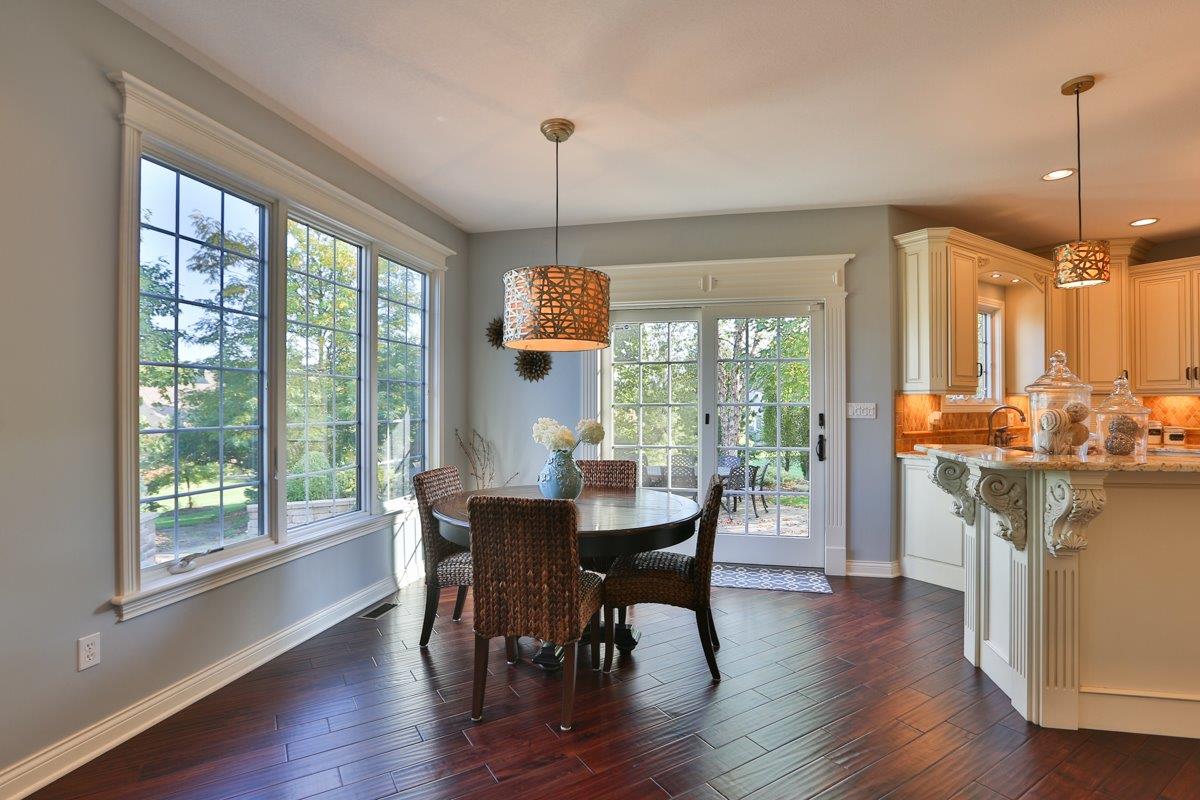 282 Larwick Circle, Valparaiso, IN 46385