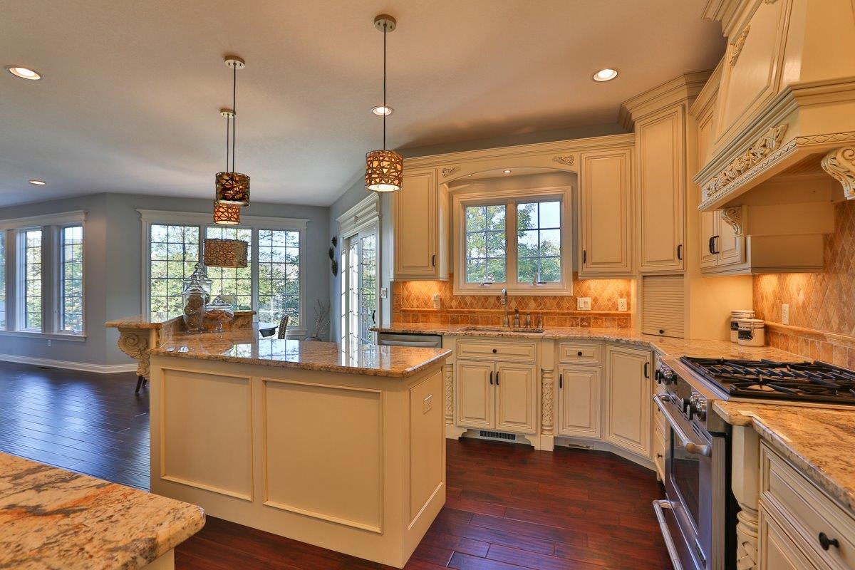 282 Larwick Circle, Valparaiso, IN 46385