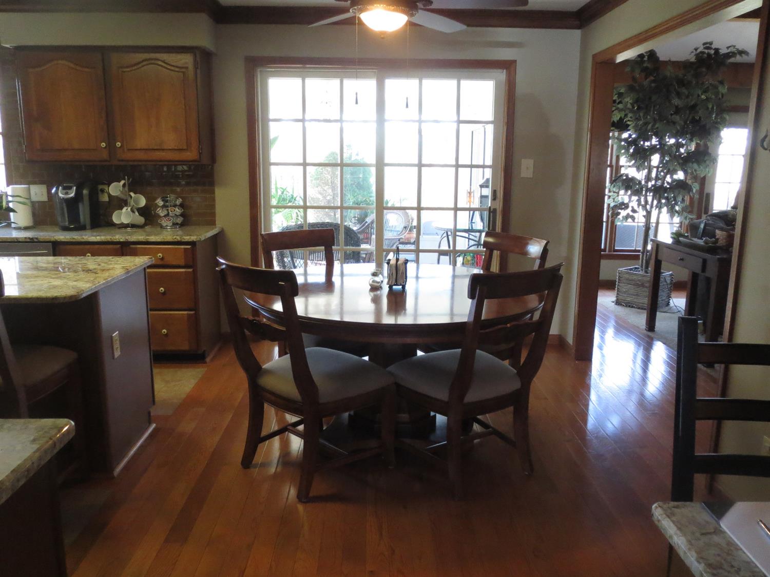 1452 Cedar Creek Court, Valparaiso, IN 46385