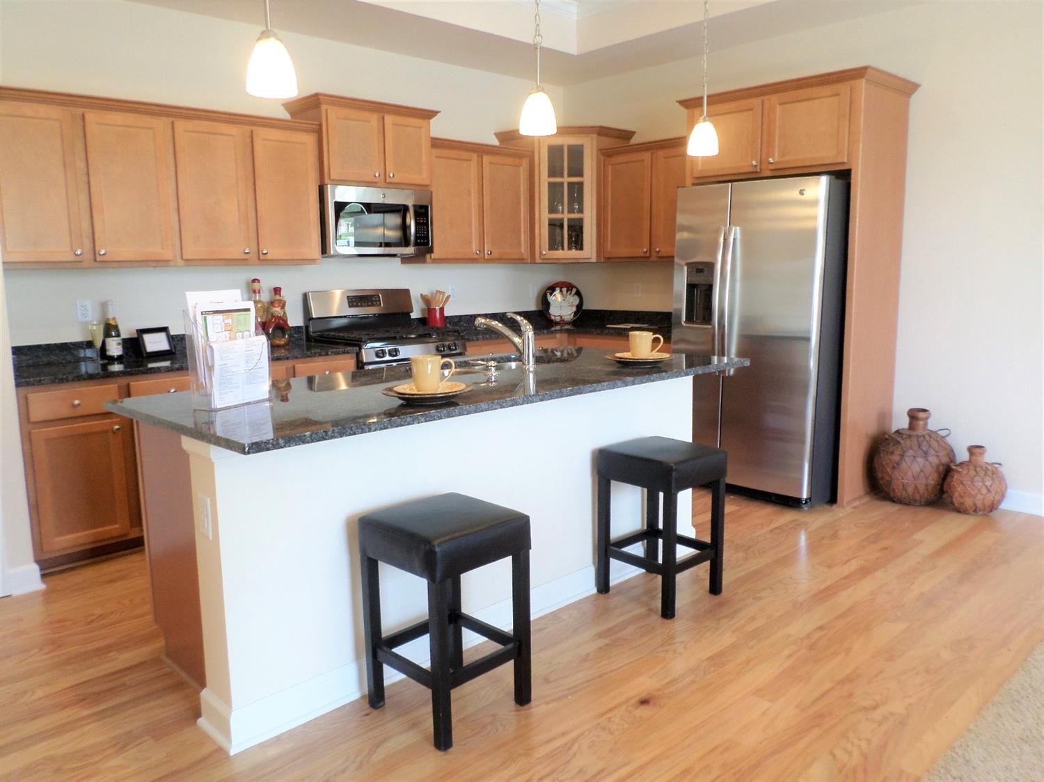 3203 Indian Summer Way, Valparaiso, IN 46385